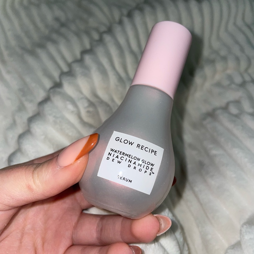 Glow Recipe Dew Drops with Pink Cap